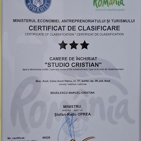 אראד Studio Cristian מראה חיצוני תמונה